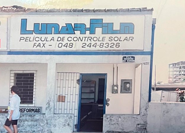 Registro histórico da primeira unidade da LunarFilm